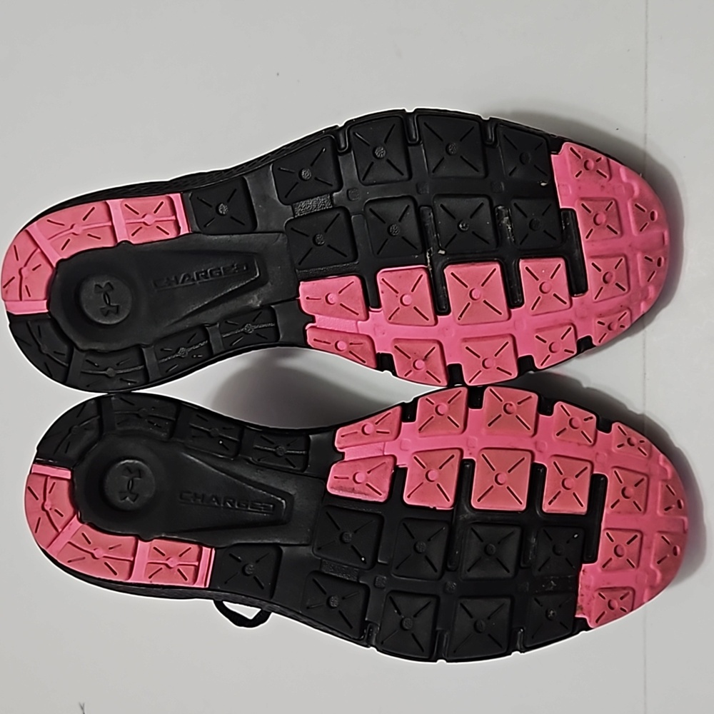 Under Armour Charged Rogue Black & Pink Youth Sneakers Size 5.5 # S-240 - Picture 8 of 12